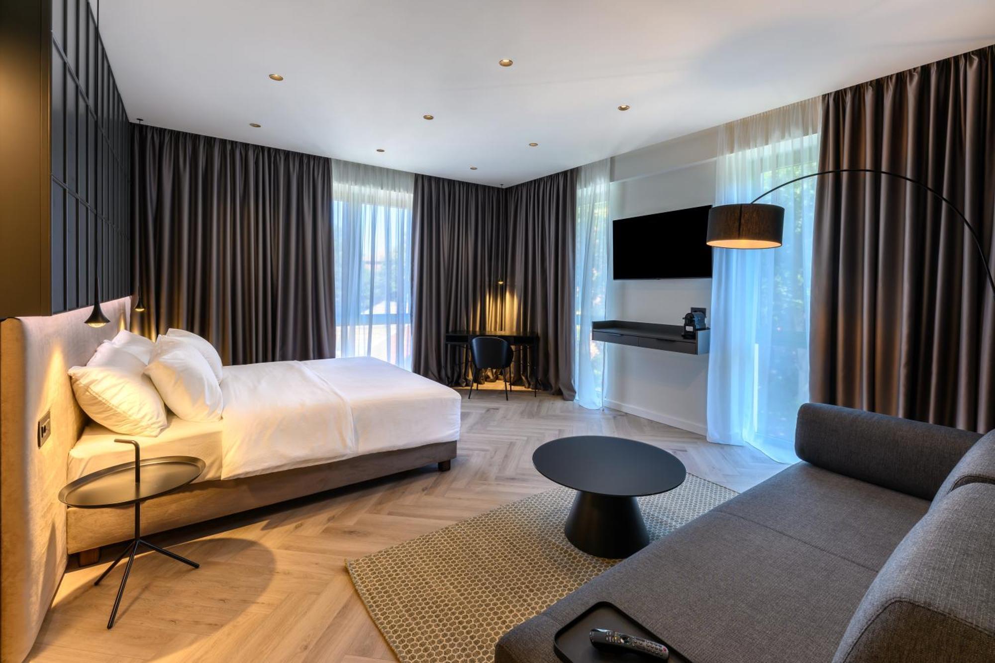 Luna Residence Villa 티미쇼아라 외부 사진