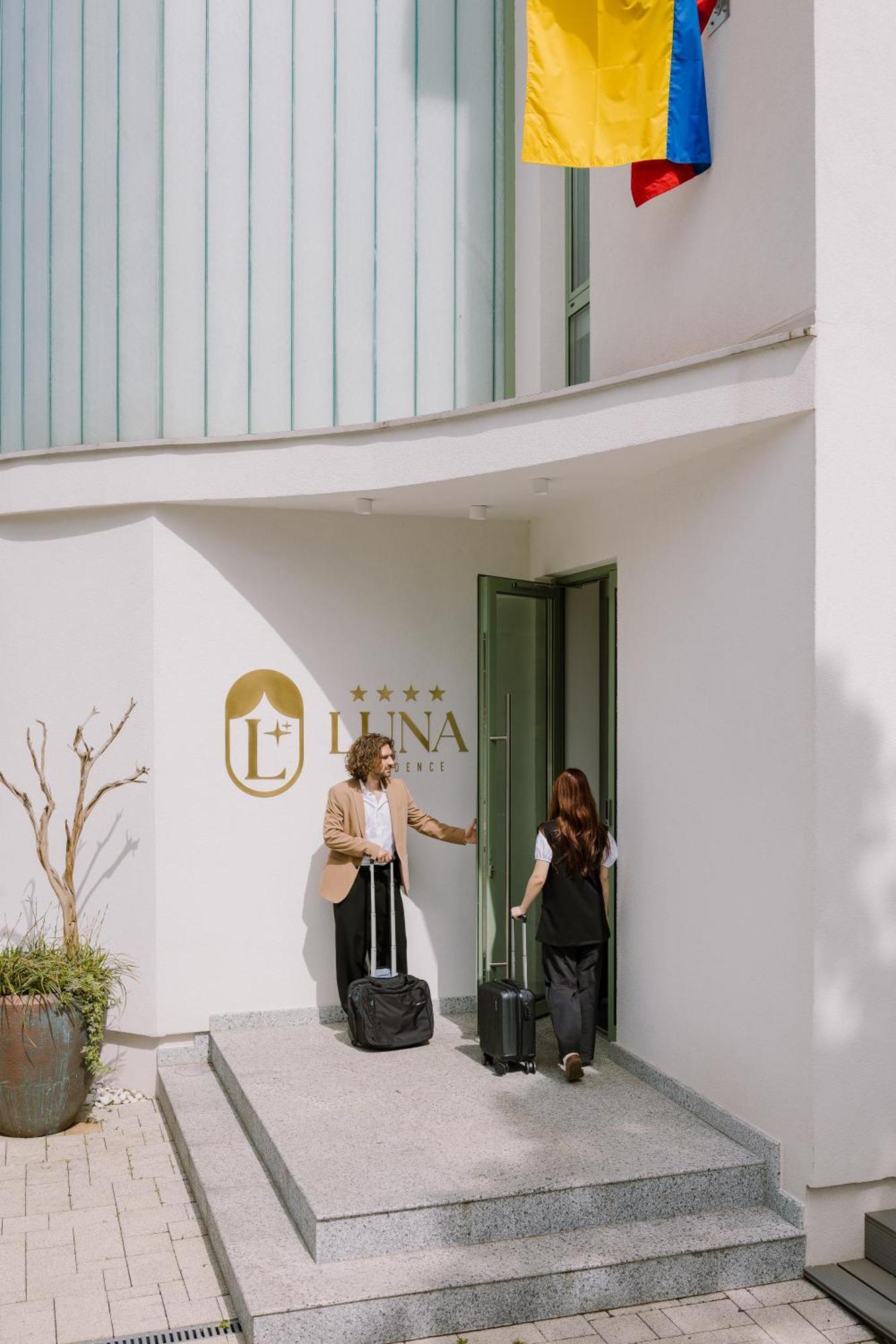 Luna Residence Villa 티미쇼아라 외부 사진
